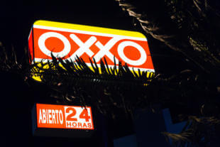 Trabaja en tiendas oxxo